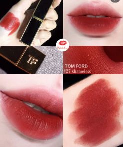 satin-matte-son-tom-ford-27-shameless-lip-hand