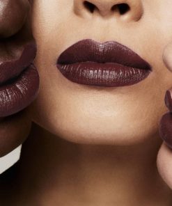 son-TF-18-on-lip