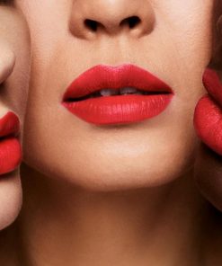 son-TF-true-coral-model-lip